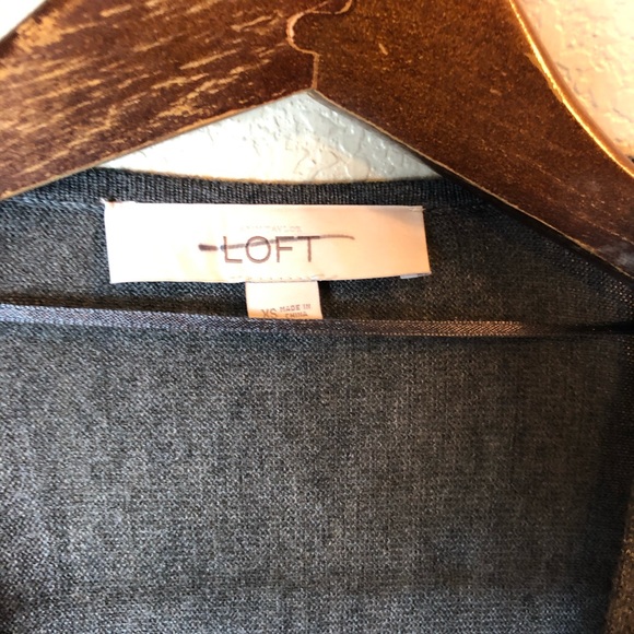 Ann Taylor Loft || Open Cardigan - Picture 3 of 6
